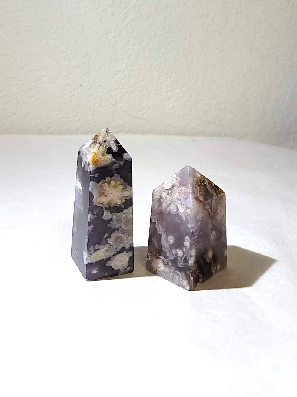 BLACK FLOWER AGATE TOWER | H124