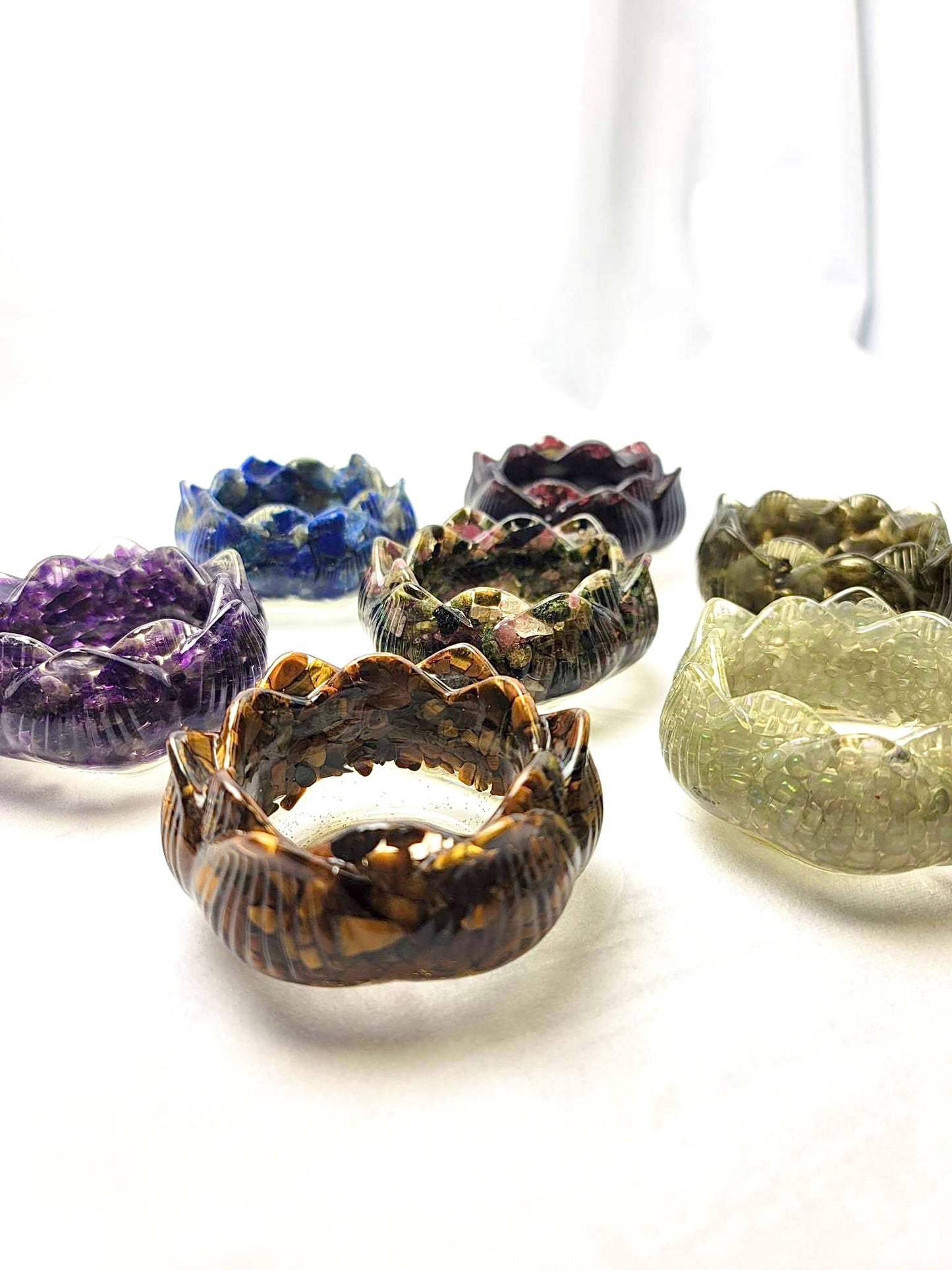 AURA QUARTZ LOTUS BOWL + CANDLE HOLDER | H147
