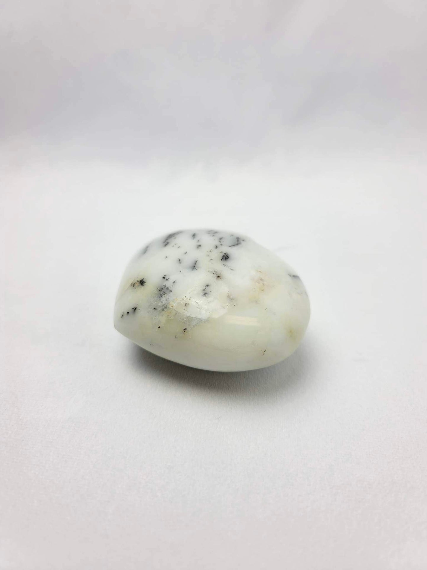 DENDRITIC OPAL HEART | H139