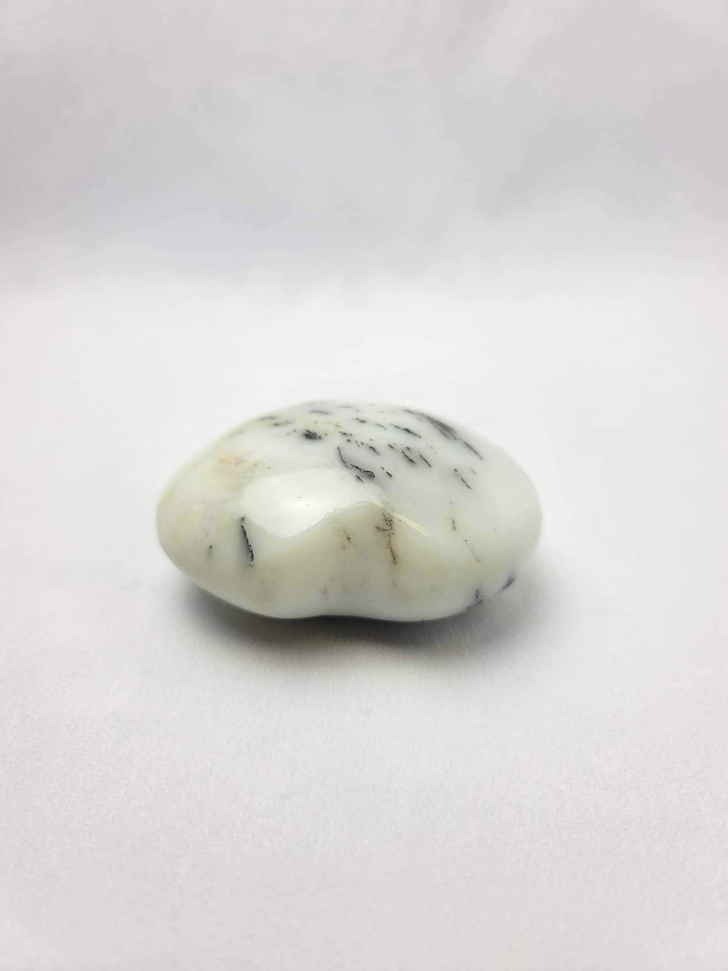 DENDRITIC OPAL HEART | H139